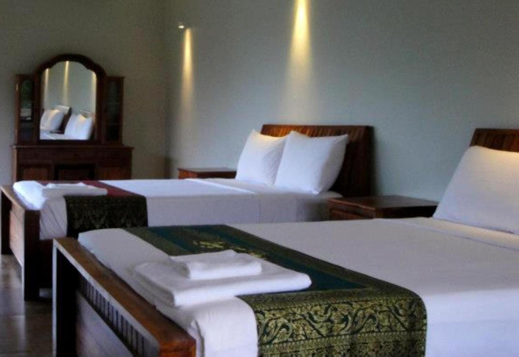 Memoria Palace&Resort Pailin Exterior foto